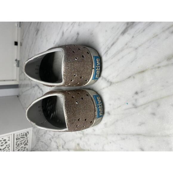 Native girls glitter pink slip on shoes size 10 - Picture 4 of 5